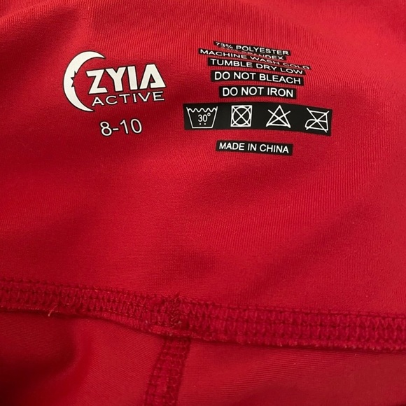 Zyia Active Light N Tight High Rise Red Logo Striped
Leggings Size 8-10 - Picture 7 of 7
